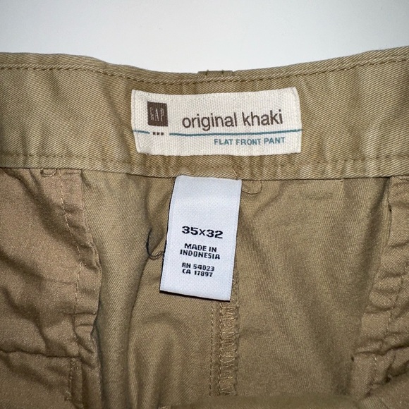 Men’s GAP Original Khaki Pants 35x32 Flat Front 100% Cotton Casual Chino - Picture 3 of 6